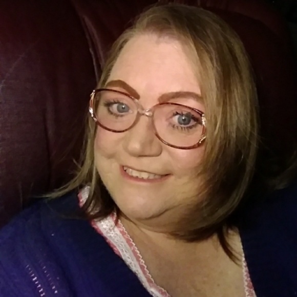 Meet your Posher, Marty - Picture 2 of 4